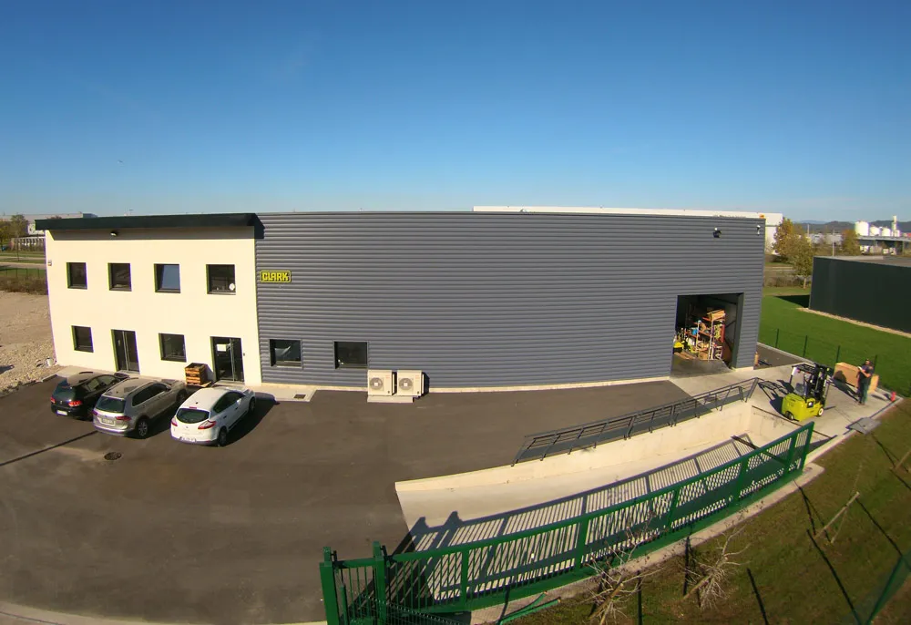 Clark France ist in ein neues Firmengebäude in Saint-Quentin-Fallavier gezogen und hat damit die Weichen für die Zukunft gestellt