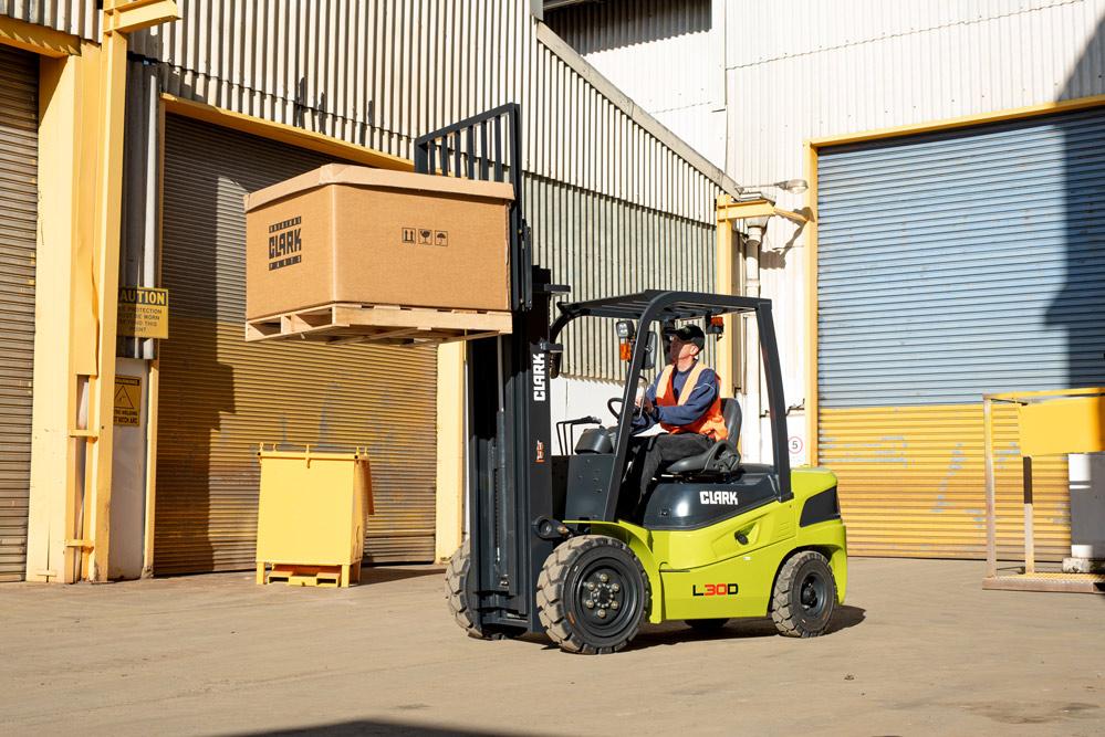 The reliable CLARK forklift for everyday operations