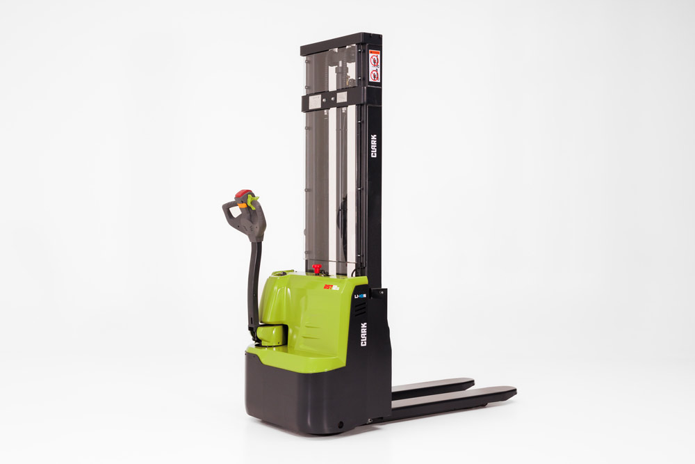 CLARK-BST12E-Pallet-Stacker-13