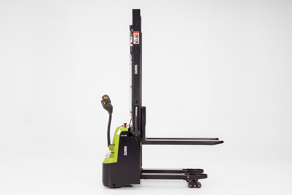 CLARK-BST12i-Pallet-Stacker-10