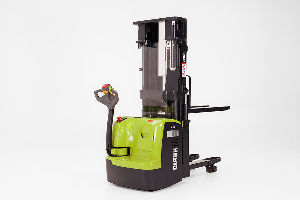CLARK-WSE16i-Pallet-Stacker-14-Clipped