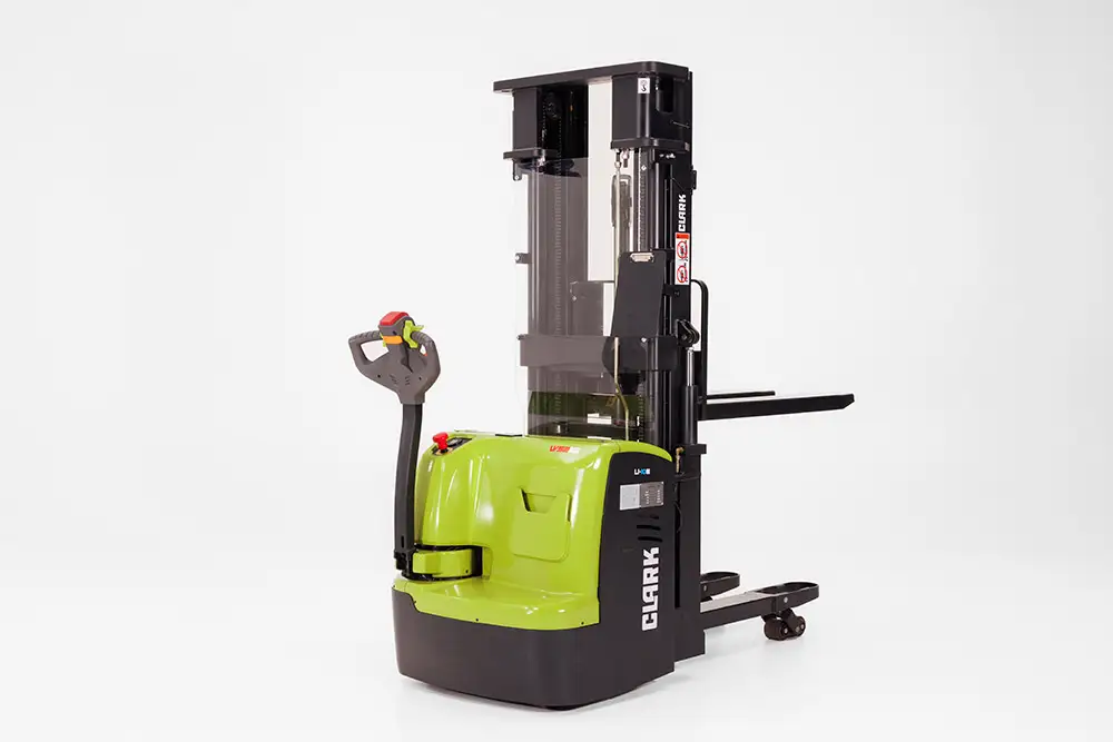 CLARK-WSE16i-Pallet-Stacker-14-Clipped