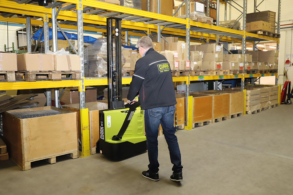 Ideal for light applications or as a mobile work table