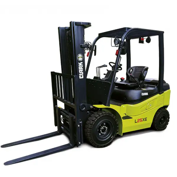 Clark Raider L25-35XE 06