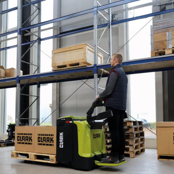 CLARK electric low lift pallet truck RPE20 2000 kg with lithium-ion battery