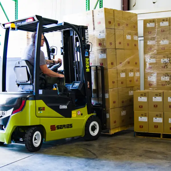 CLARK Electric forklift truck SE16 / SE18 / SE20s 1600 - 2000 kg