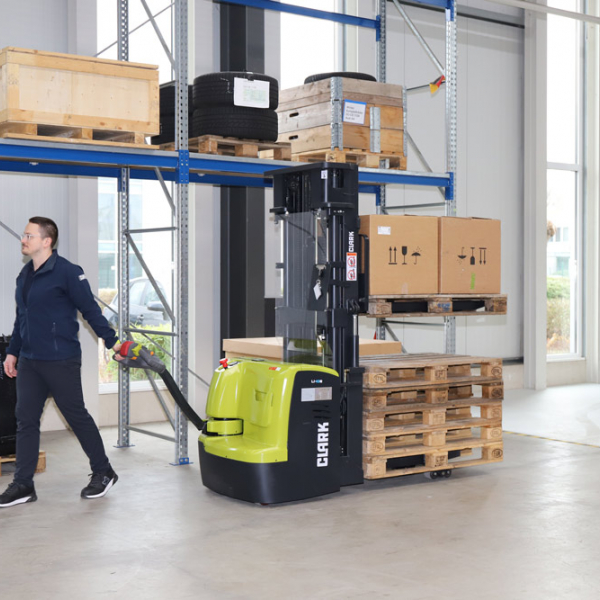 CLARK Elektro-Hochhubwagen WSE16i 1600 kg